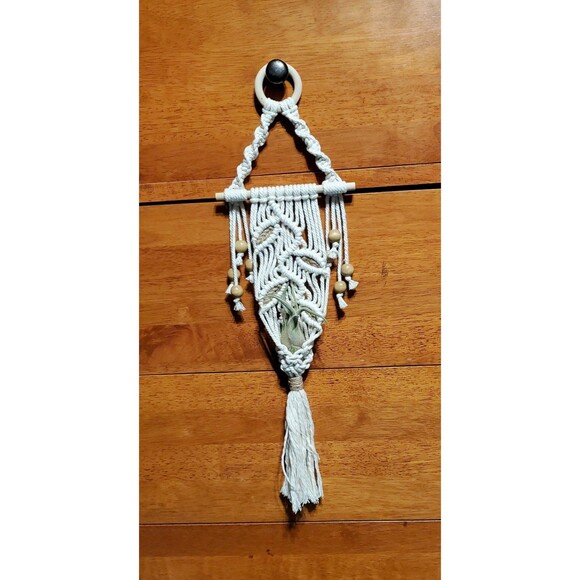 Super Cute Handmade Wood, Cotton, & Jute Macrame BOHO Air Plant Hanger - Picture 1 of 2